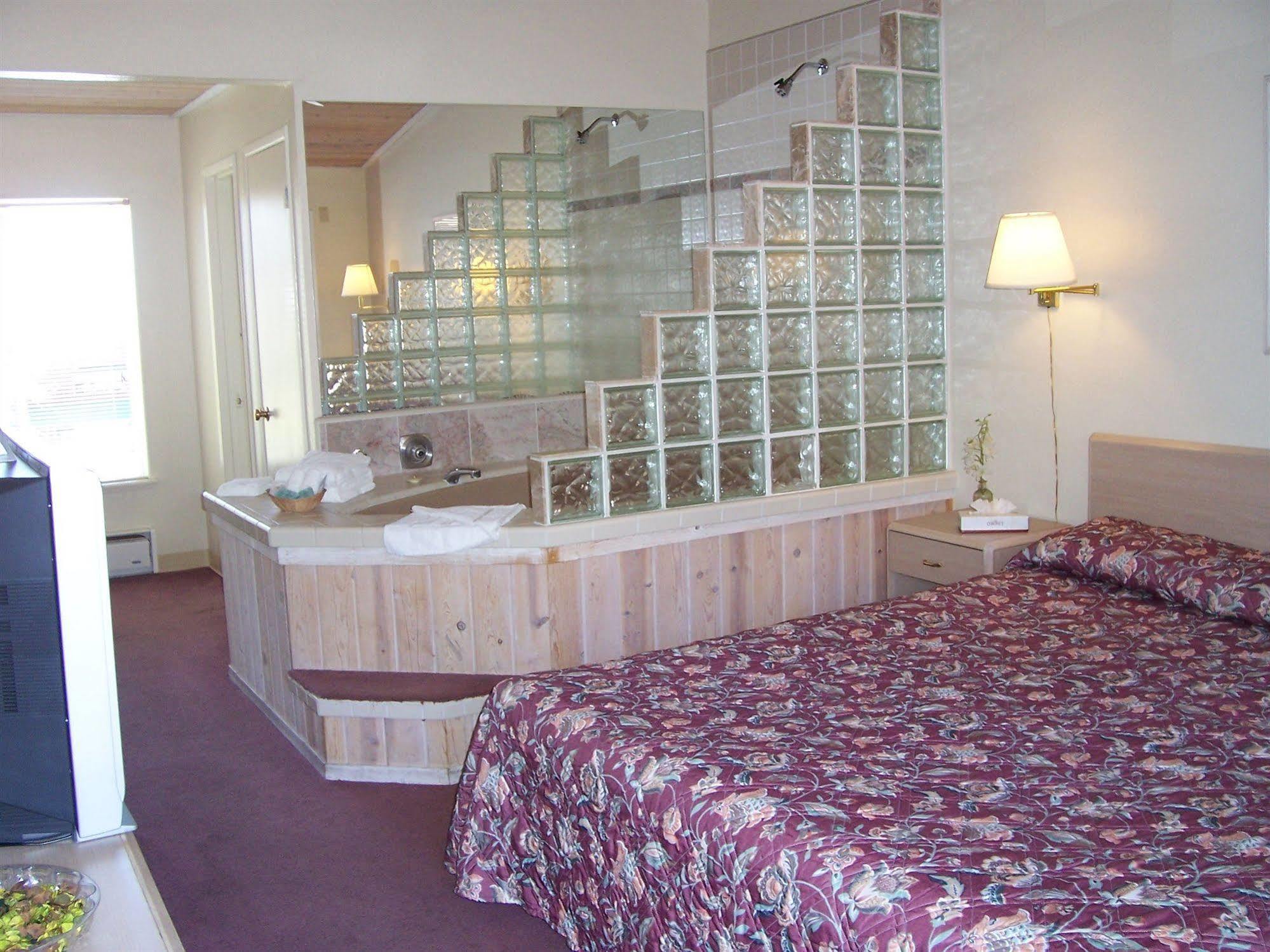 The Inn At Boatworks, Lake Tahoe 타호시티 외부 사진